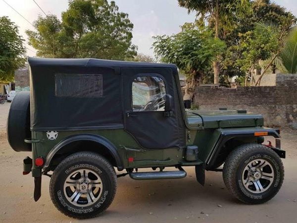 Jeep at Jaipur