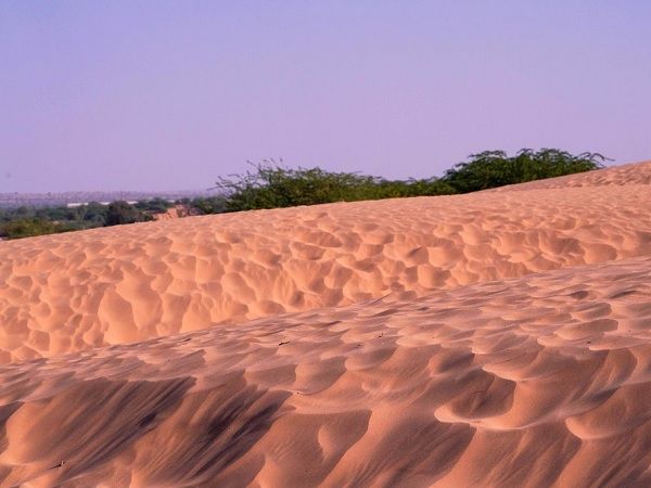 Mahabar Sand Dunes Barmer rajasthan