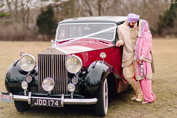 Vintage car wedding marriagE