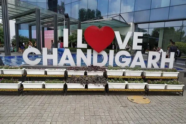 chandigaeh taxi service from rc