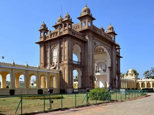 mysore palace entry gate